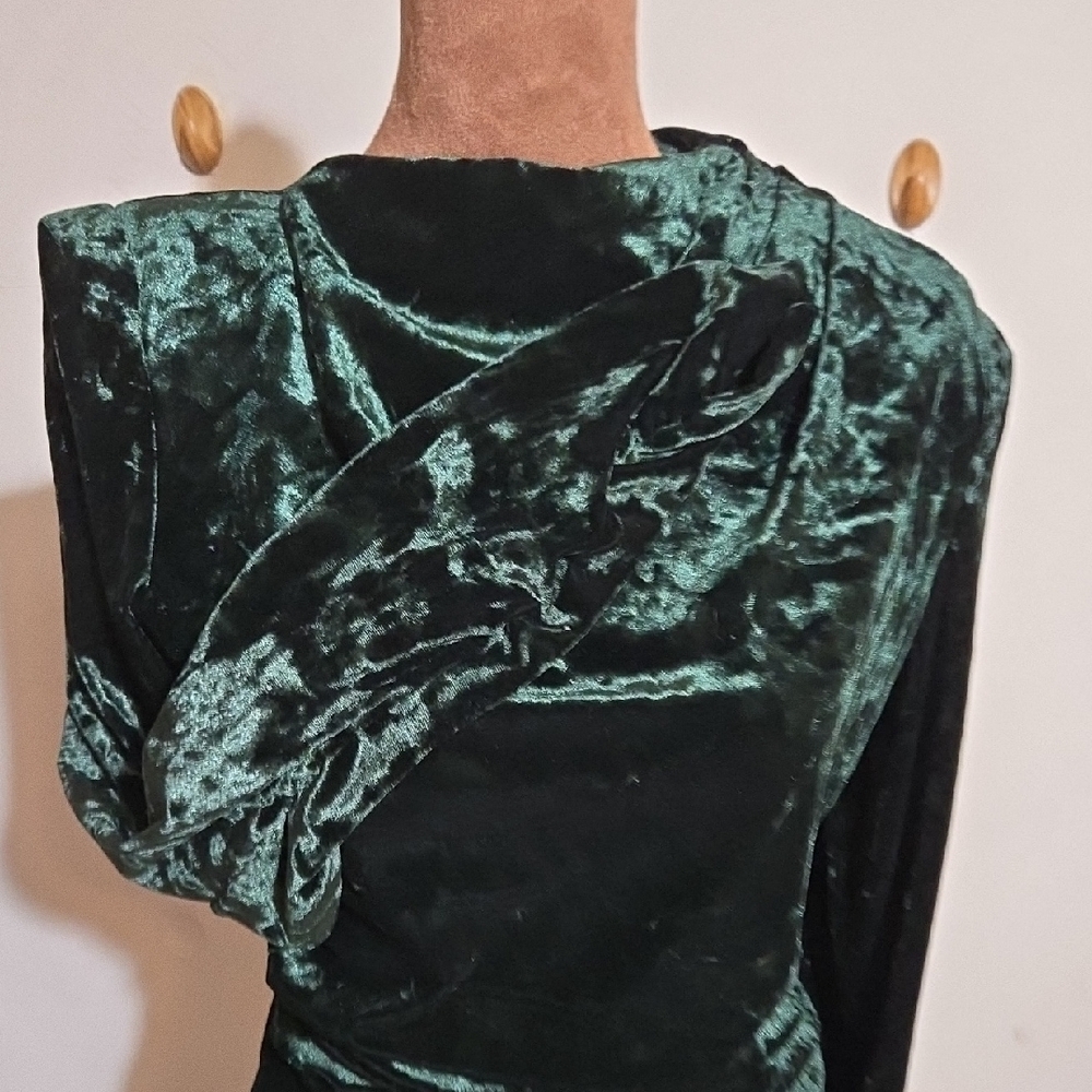 DR2 NWT Zara Emerald Green Side Zip Draped Dress Sz Sm Velvet Ruched Sleeve - Picture 6 of 13